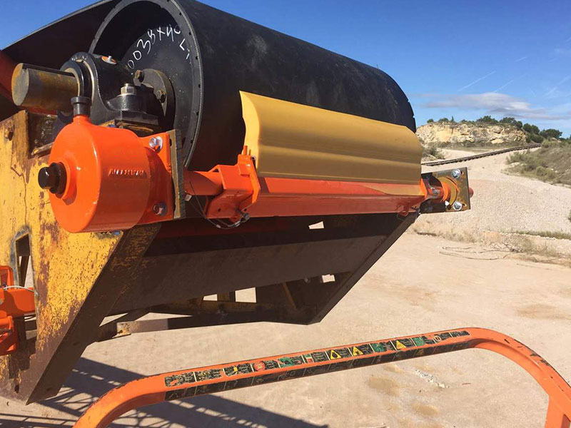 Classification ea conveyor lebanta cleaner